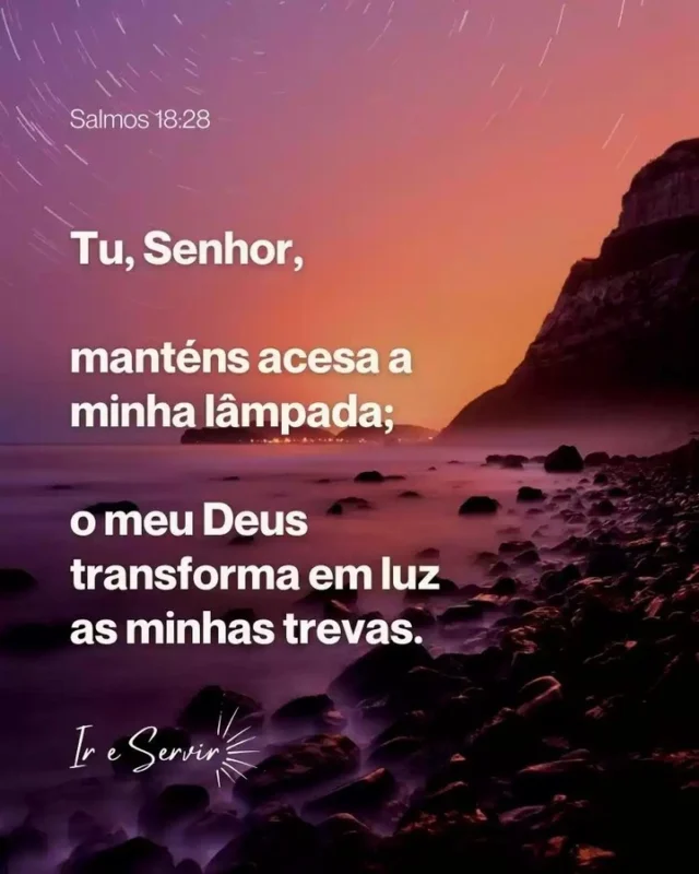 Deus foi amplamente louvado por Davi nesta seção da Sagrada Escritura.

Davi agradece ao Senhor por mantê-lo vivo durante os anos do deserto.

Durante esse longo período, sendo perseguido por Saul, Davi estava confiante de que o Senhor preservaria a sua vida.

Ele tinha confiança semelhante em outras situações em que o perigo espreitava.

A luz simboliza a vida, a bondade e a verdade na cultura hebraica.

No Salmo 27:1, Davi testemunhou: 'O Senhor é a minha luz e a minha salvação; de quem terei temor? O Senhor é o meu forte refúgio; de quem terei medo?'

❤️ Deus lhe trouxe aqui por um propósito

📖 Com Ele, tudo é possível! (Marcos 10:27)

💎 Siga para mais palavras de encorajamento

#ireservir #cristianismo #jesusalva #jesuslovesyou #estude_a_bíblia #salvação #orar #diosesamor #catolicos #jesuscristoreidosreis #teologia #dios #deuscuida #cristianos #reinodedeus #palavrasdedeus #bíbliadiaria #catolico #jesuscristoestavoltando #amor #bible #deusnocontrole #salvacao #deusnocomandosempre #frases #devocional #bibliasagrada #deus